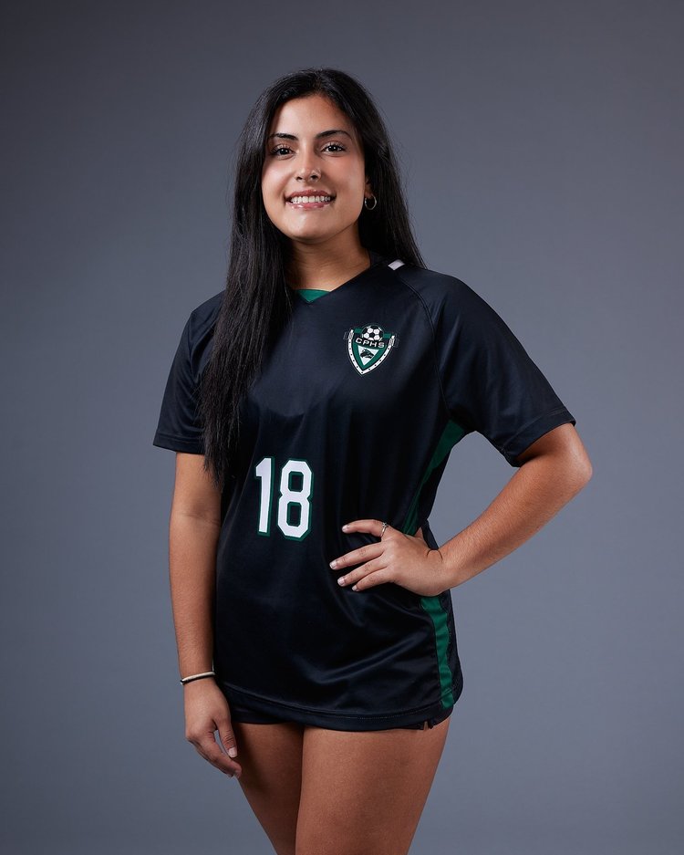 Emi Flores